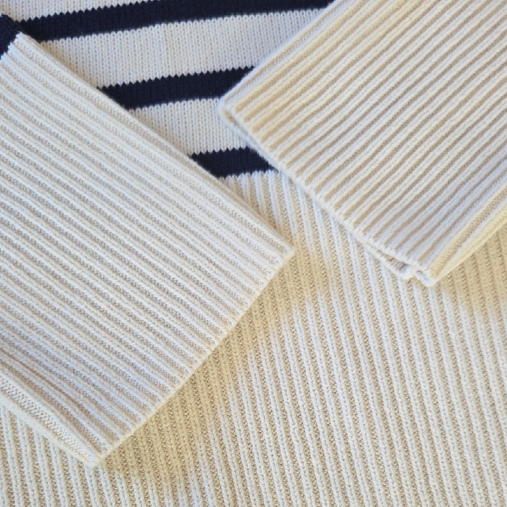 {Gap} 24-7 Split Hem Turtleneck Sweater in Off White & Navy (Small) - Picture 9 of 16